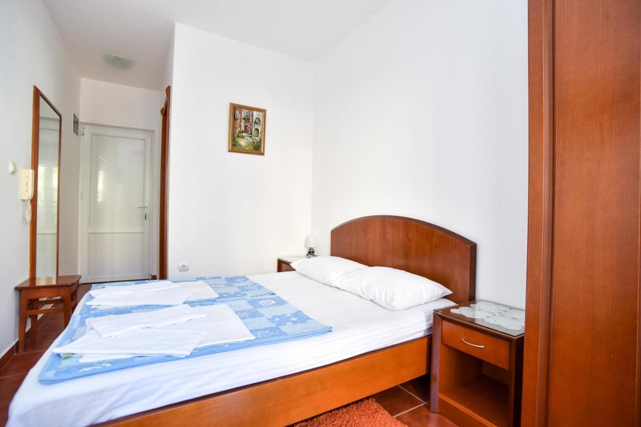 Vila Idila Budva Kültér fotó