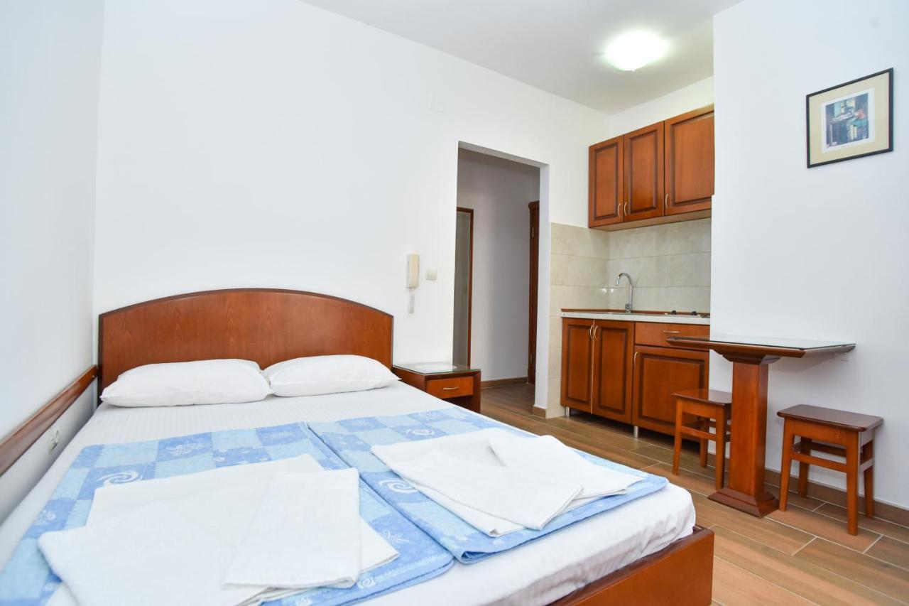 Vila Idila Budva Kültér fotó