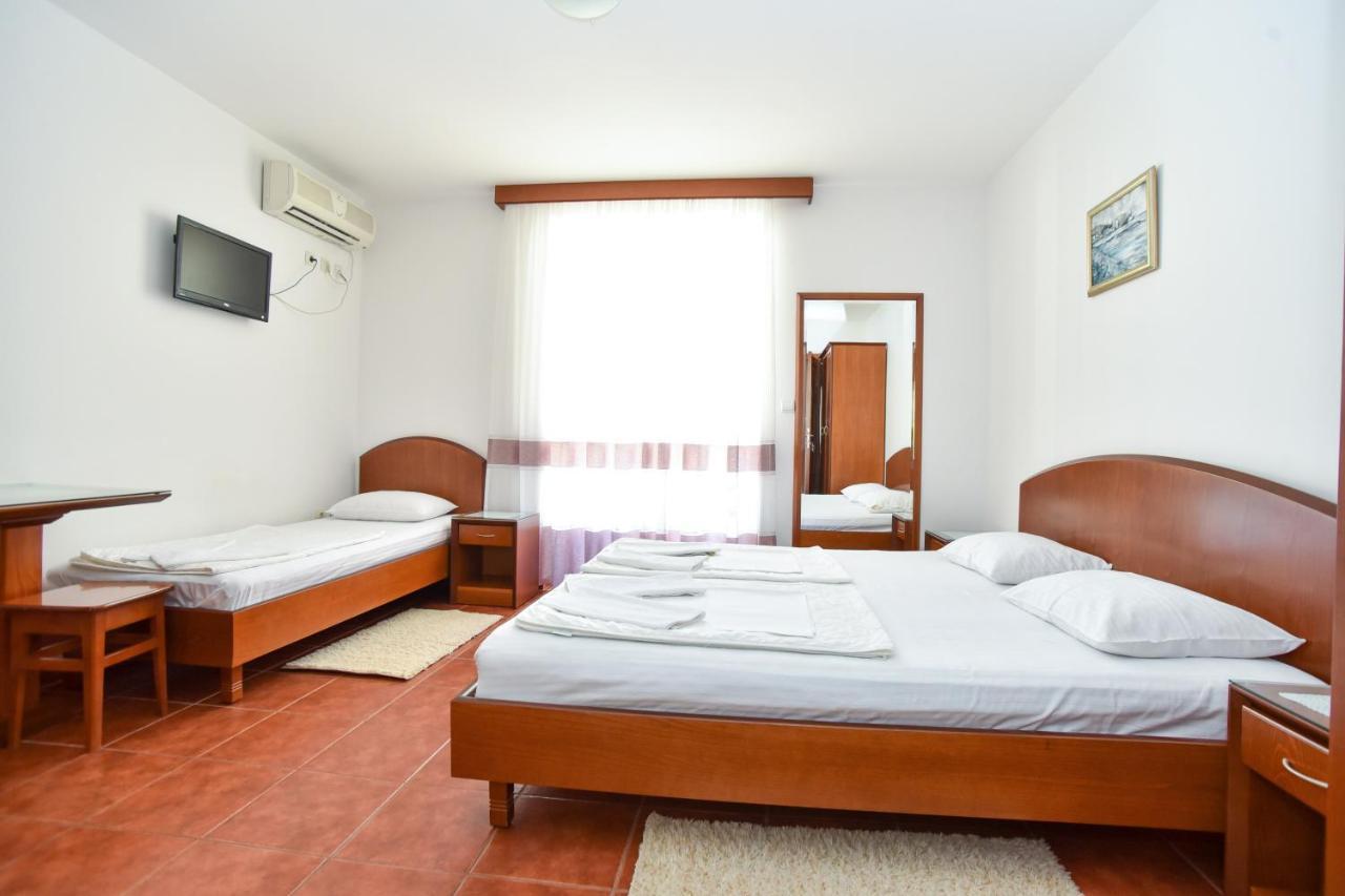 Vila Idila Budva Kültér fotó